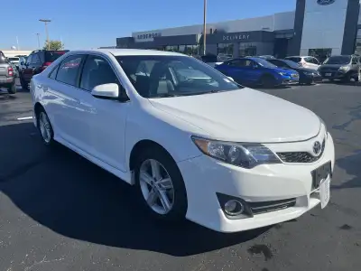 Used 2014 Toyota Camry SE Sedan for sale in St. Joseph MO