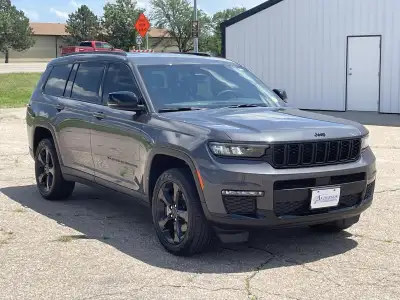 Used 2024 Jeep Grand Cherokee L for sale in Grand Island NE