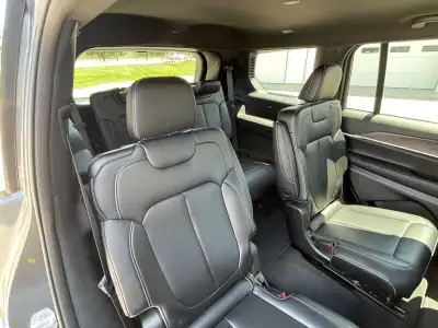 Used 2024 Jeep Grand Cherokee L for sale in Grand Island NE