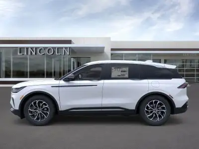 New 2025 Lincoln Nautilus for sale in Lincoln NE