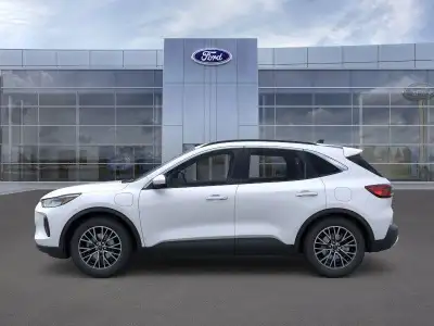 New 2025 Ford Escape for sale in Lincoln NE