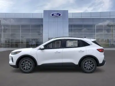 New 2025 Ford Escape for sale in Lincoln NE