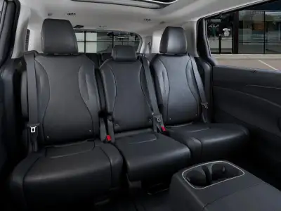 New 2025 Kia Carnival Hybrid for sale in St. Joseph MO