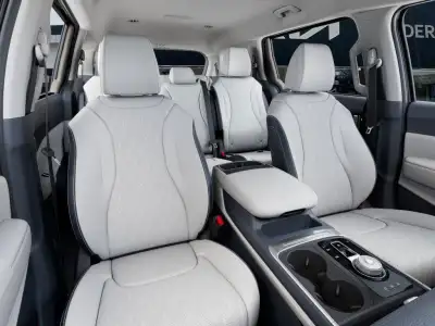 New 2026 Kia Carnival Hybrid for sale in St. Joseph MO