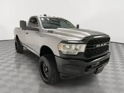 Used 2019 Ram 3500 Tradesman Regular Cab Truck for sale in St. Joseph MO Used 2019 Ram 3500 Tradesman Regular Cab Truck for sale in St. Joseph MO