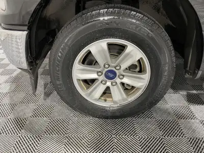 Used 2019 Ford F-150 XLT Crew Cab Truck for sale in St. Joseph MO Used 2019 Ford F-150 XLT Crew Cab Truck for sale in St. Joseph MO