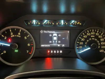 Used 2019 Ford F-150 XLT Crew Cab Truck for sale in St. Joseph MO Used 2019 Ford F-150 XLT Crew Cab Truck for sale in St. Joseph MO