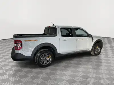 Used 2024 Ford Maverick Lariat Crew Cab Truck for sale in St. Joseph MO Used 2024 Ford Maverick Lariat Crew Cab Truck for sale in St. Joseph MO