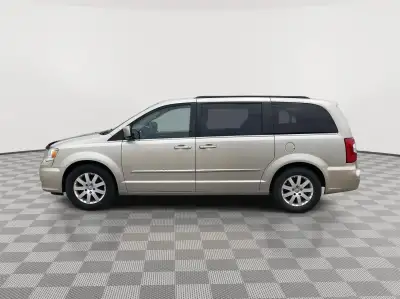 Used 2015 Chrysler Town and Country Touring Minivan for sale in Grand Island NE Used 2015 Chrysler Town and Country Touring Minivan for sale in Grand Island NE