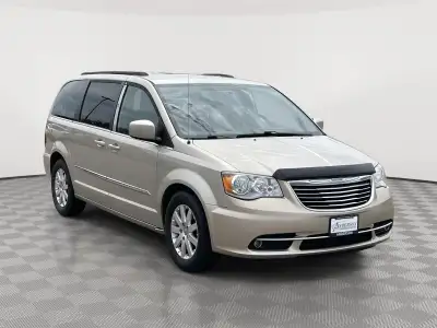 Used 2015 Chrysler Town and Country Touring Minivan for sale in Grand Island NE Used 2015 Chrysler Town and Country Touring Minivan for sale in Grand Island NE