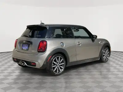 Used 2020 MINI Hardtop 2 Door Cooper S Hatchback for sale in Lincoln NE Used 2020 MINI Hardtop 2 Door Cooper S Hatchback for sale in Lincoln NE