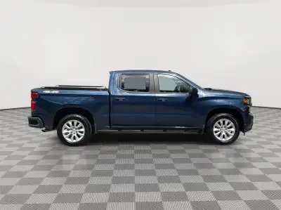 Used 2021 Chevrolet Silverado 1500 Custom Crew Cab Truck for sale in Lincoln NE Used 2021 Chevrolet Silverado 1500 Custom Crew Cab Truck for sale in Lincoln NE