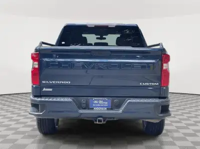 Used 2021 Chevrolet Silverado 1500 Custom Crew Cab Truck for sale in Lincoln NE Used 2021 Chevrolet Silverado 1500 Custom Crew Cab Truck for sale in Lincoln NE