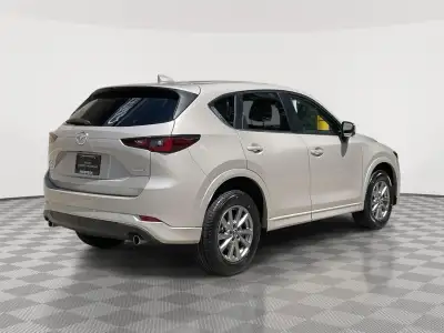 Used 2024 Mazda CX-5 2.5 S Select Package SUV/Crossover for sale in Lincoln NE Used 2024 Mazda CX-5 2.5 S Select Package SUV/Crossover for sale in Lincoln NE
