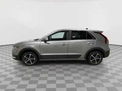 Used 2025 Kia Niro LX SUV/Crossover for sale in St. Joseph MO Used 2025 Kia Niro LX SUV/Crossover for sale in St. Joseph MO