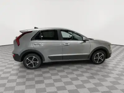 Used 2025 Kia Niro LX SUV/Crossover for sale in St. Joseph MO Used 2025 Kia Niro LX SUV/Crossover for sale in St. Joseph MO