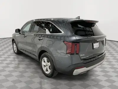 Used 2024 Kia Sorento LX SUV/Crossover for sale in St. Joseph MO Used 2024 Kia Sorento LX SUV/Crossover for sale in St. Joseph MO