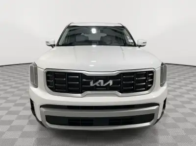 Used 2023 Kia Telluride S SUV/Crossover for sale in St. Joseph MO Used 2023 Kia Telluride S SUV/Crossover for sale in St. Joseph MO