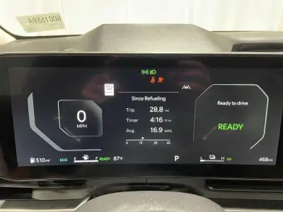 Used 2025 Kia Carnival Hybrid SX Prestige Minivan for sale in St. Joseph MO Used 2025 Kia Carnival Hybrid SX Prestige Minivan for sale in St. Joseph MO