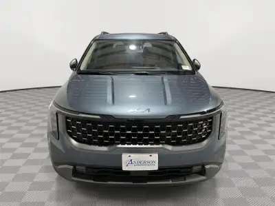 Used 2025 Kia Carnival Hybrid SX Prestige Minivan for sale in St. Joseph MO Used 2025 Kia Carnival Hybrid SX Prestige Minivan for sale in St. Joseph MO
