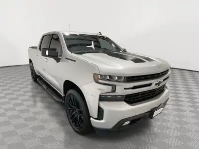 Used 2020 Chevrolet Silverado 1500 RST Crew Cab Truck for sale in St. Joseph MO Used 2020 Chevrolet Silverado 1500 RST Crew Cab Truck for sale in St. Joseph MO