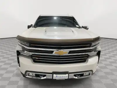 Used 2019 Chevrolet Silverado 1500 High Country Crew Cab Truck for sale in St. Joseph MO Used 2019 Chevrolet Silverado 1500 High Country Crew Cab Truck for sale in St. Joseph MO