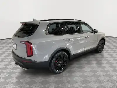 Used 2022 Kia Telluride EX SUV/Crossover for sale in St. Joseph MO Used 2022 Kia Telluride EX SUV/Crossover for sale in St. Joseph MO