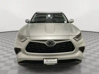 Used 2023 Toyota Highlander L SUV/Crossover for sale in St. Joseph MO Used 2023 Toyota Highlander L SUV/Crossover for sale in St. Joseph MO