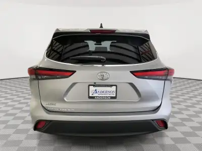 Used 2023 Toyota Highlander L SUV/Crossover for sale in St. Joseph MO Used 2023 Toyota Highlander L SUV/Crossover for sale in St. Joseph MO
