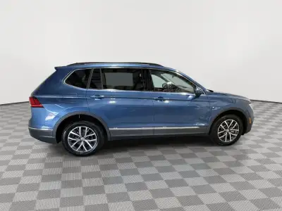 Used 2020 Volkswagen Tiguan SE SUV/Crossover for sale in St. Joseph MO Used 2020 Volkswagen Tiguan SE SUV/Crossover for sale in St. Joseph MO