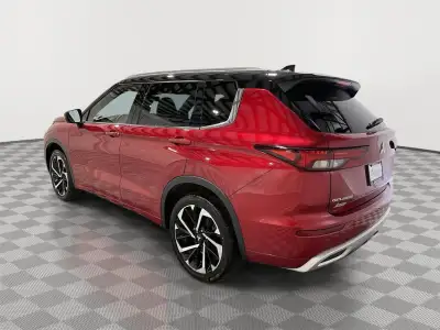 Used 2023 Mitsubishi Outlander SEL SUV/Crossover for sale in St. Joseph MO Used 2023 Mitsubishi Outlander SEL SUV/Crossover for sale in St. Joseph MO